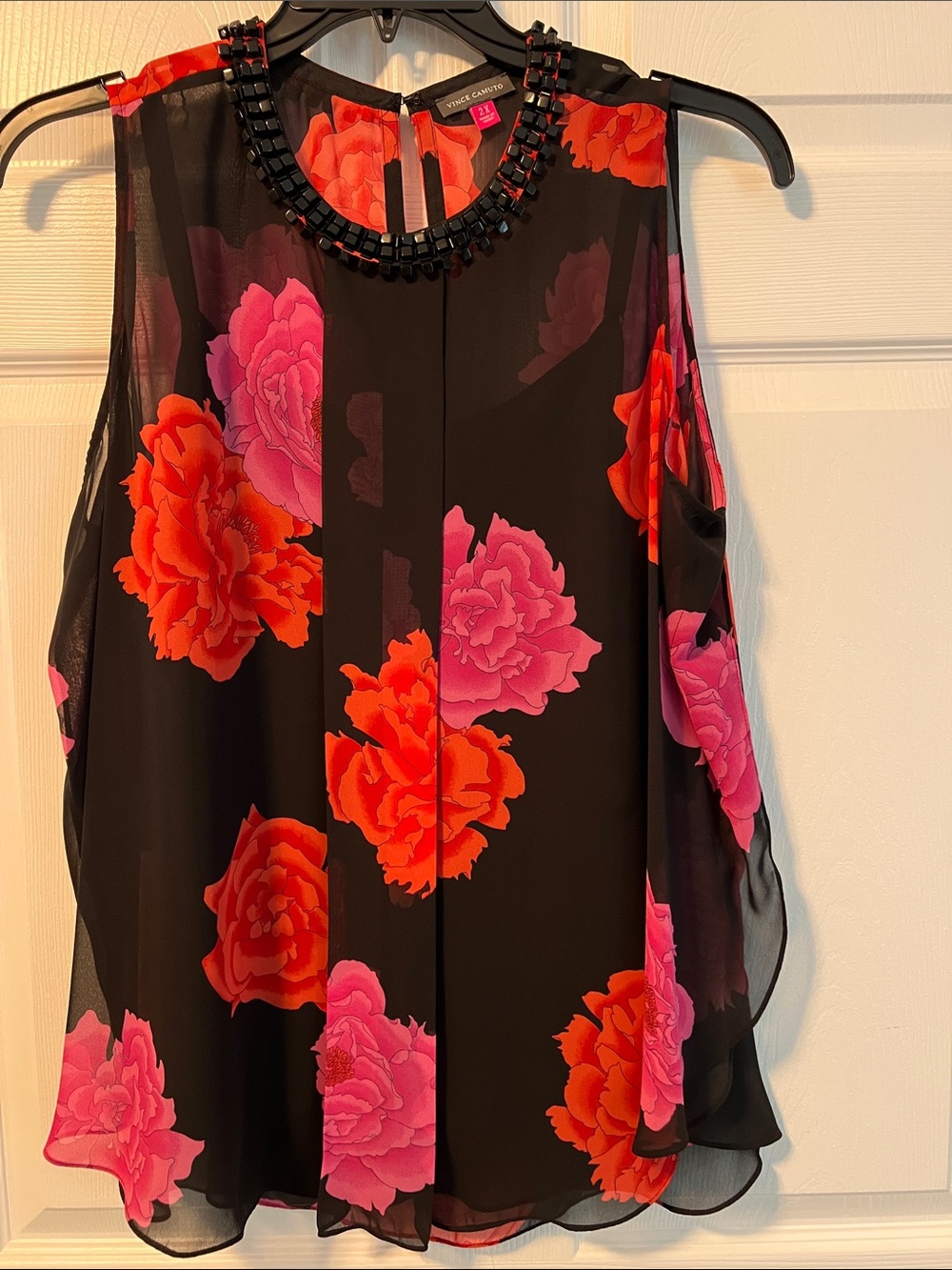 2 piece Dressy Vice Camuto sleeveless floral with matching solid black cami